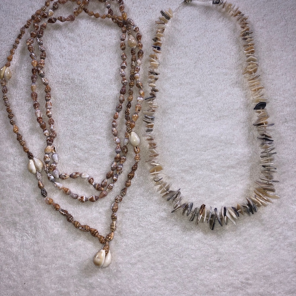 Seashell Necklaces - Picture 3 of 5